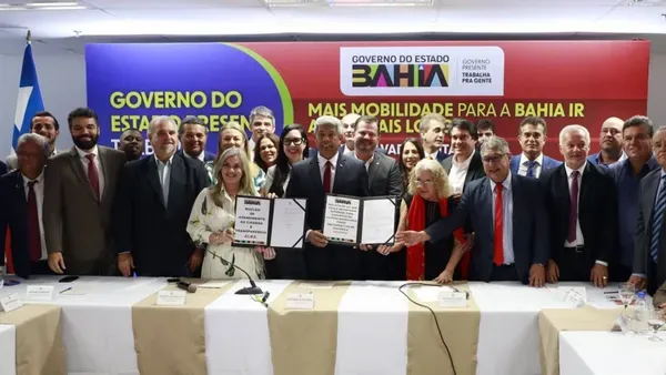 Cerimônia que marcou o recebimento do projeto da Seponte pela ALBA;Foto: Feijão Almeida/GOV.BA