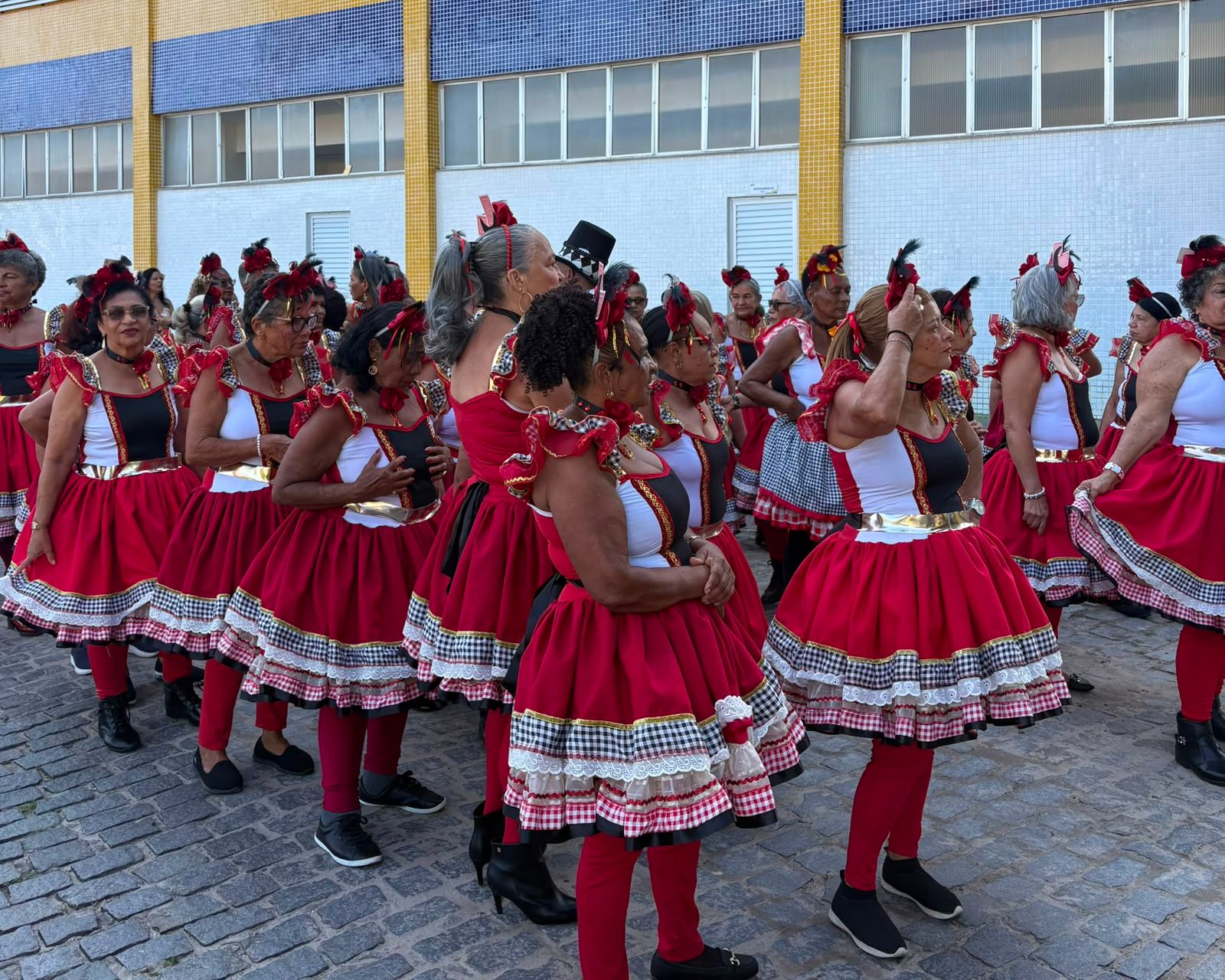 Quadrilha Da Terceira Idade Abre O Festival Do Galinho