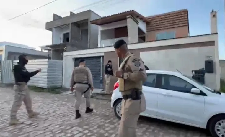 Banda suja: quatro PMs são presos por envolvimento em milícia, na Bahia