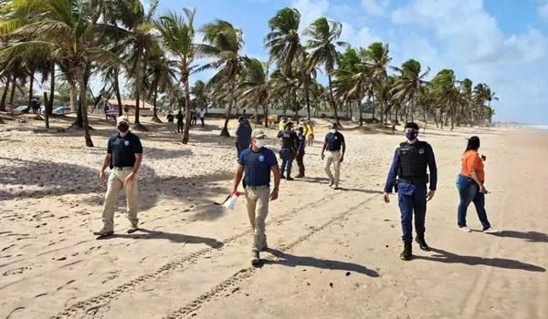 Agente da Guarda Municipal é ferido por banhista durante operação "Tira o pé da areia"