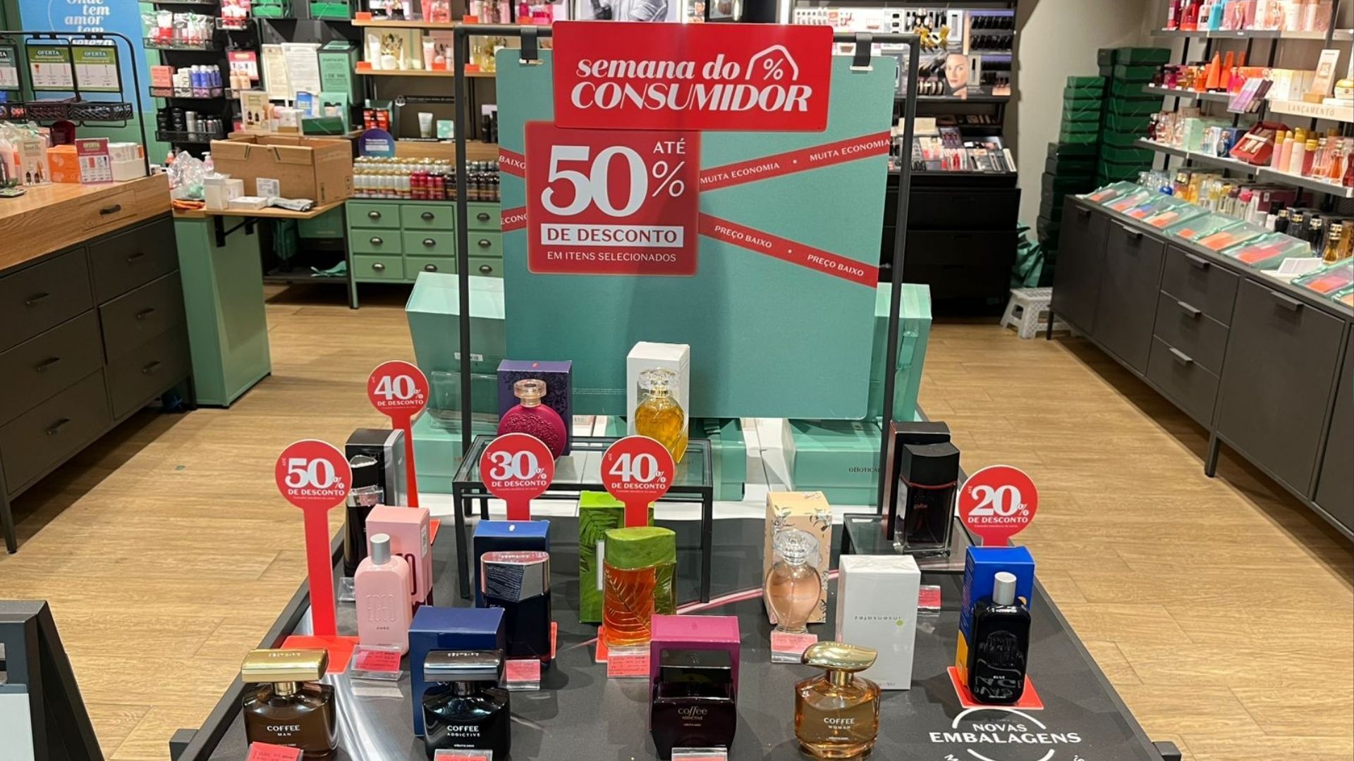Promo&ccedil;&atilde;o no Botic&aacute;rio na Semana do Consumidor do Shopping Paralela