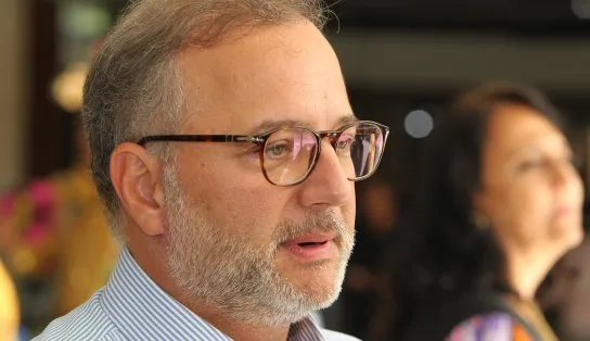 Urgente! Secretário estadual da Saúde pede exoneração do cargo; gestor chamou empresária de "vagabunda"