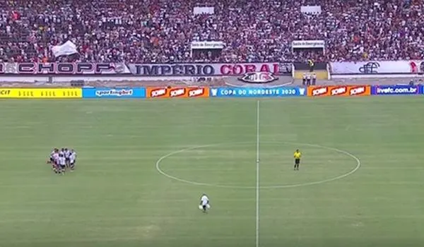 VÍDEO: acompanhe ao vivo o clássico entre Santa Cruz e Bahia 
