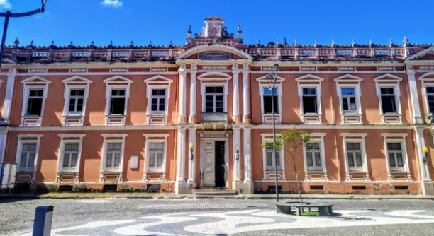 Ufba sobe em ranking internacional e se aproxima do top 10 entre as melhores universidades do Brasil.| Foto: Reprodu&ccedil;&atilde;o 