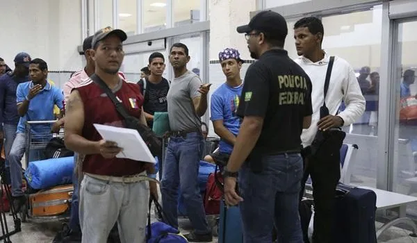 Brasil: quase 8 mil venezuelanos recebem status de refugiados; acesso a direitos será facilitado