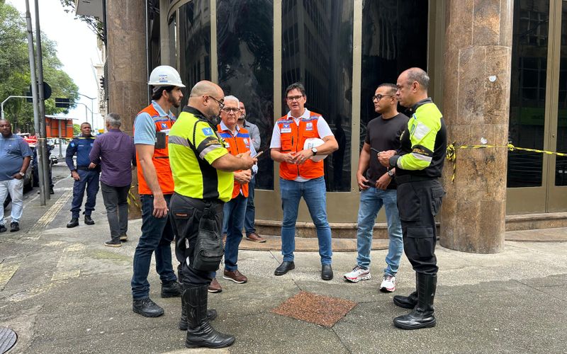 Equipes atuam no local para garantir segurança e avaliar danos estruturais/Foto: ASCOM - CODESAL