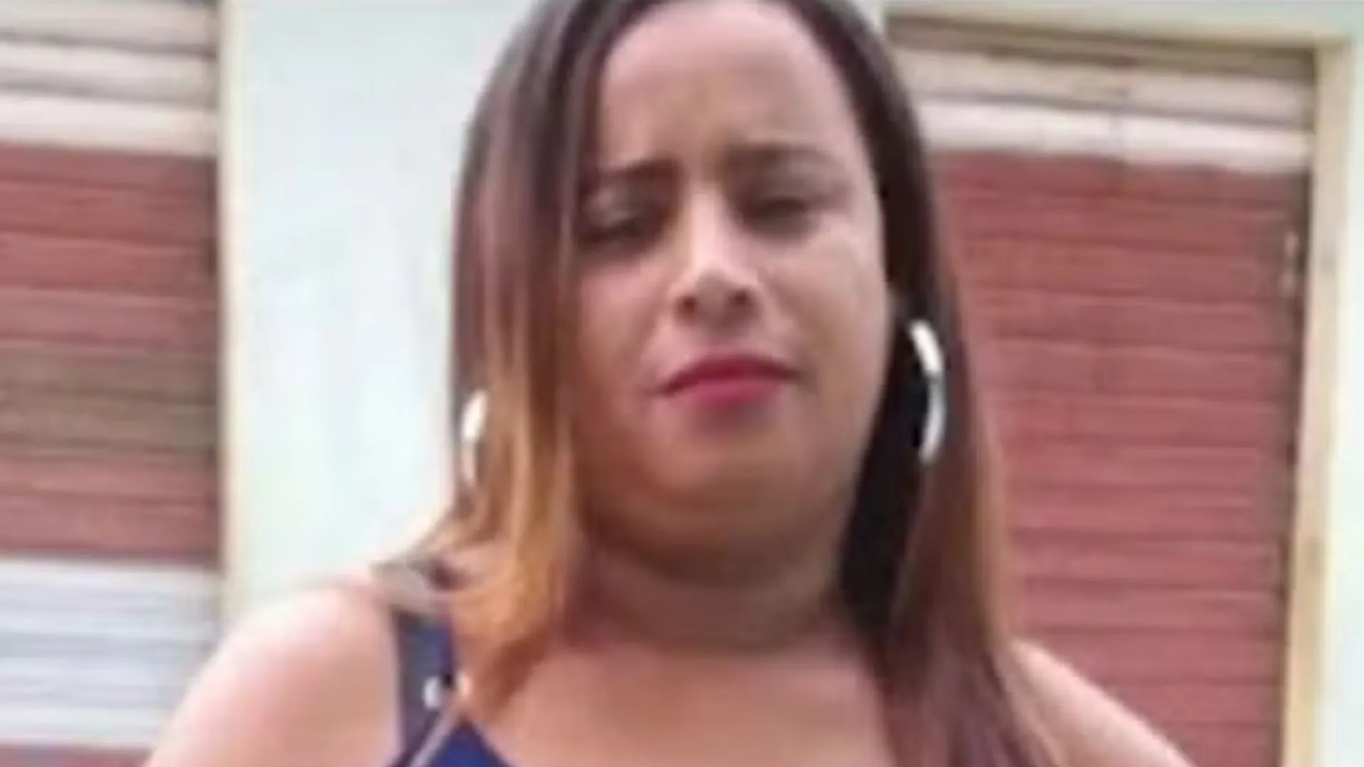 Mulher é morta a facadas pelo ex-companheiro em via pública na Bahia