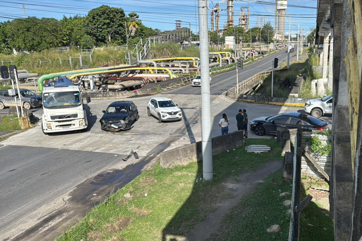 Volante do Bahia de envolve em acidente no munic&iacute;pio de Cama&ccedil;ari.  Foto: Reprodu&ccedil;&atilde;o Redes Sociais  