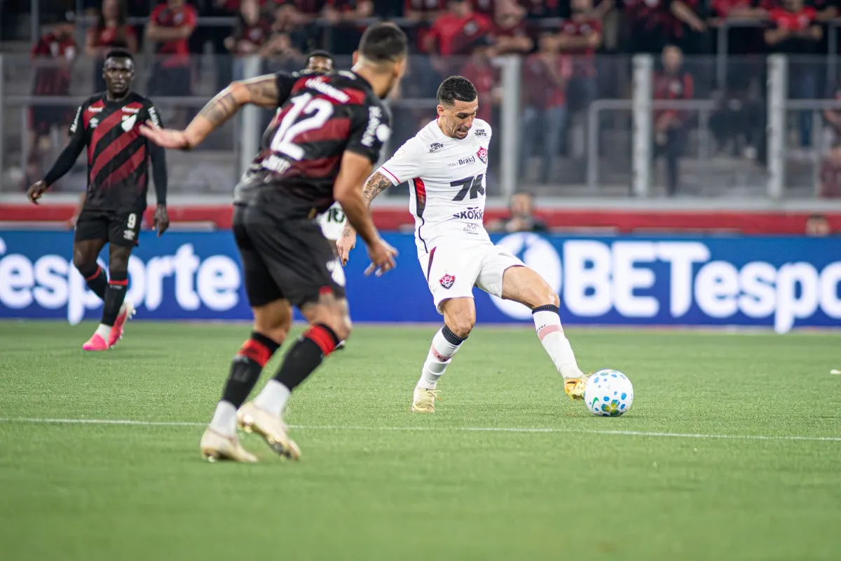 Copa do Brasil: Derrota do Vitória para o Athletico-PR põe baianos em desvantagem
