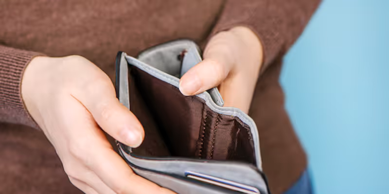 O programa avalia caracteristicas como a renda familiar, habitação de idosos ou pessoas com deficiência e familias chefiadas por mulheres/Foto: Freepik