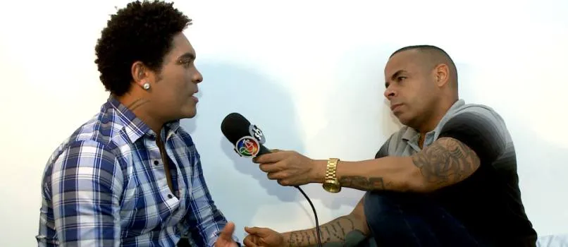 É OFICIAL: Após suspense e no fim da noite, Denny anuncia saída da banda Timbalada