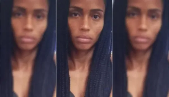 Acusada de matar Cristal, "Andréa Rasta" é abraçada pela família na saída da audiência de custódia; ela continuará presa 
