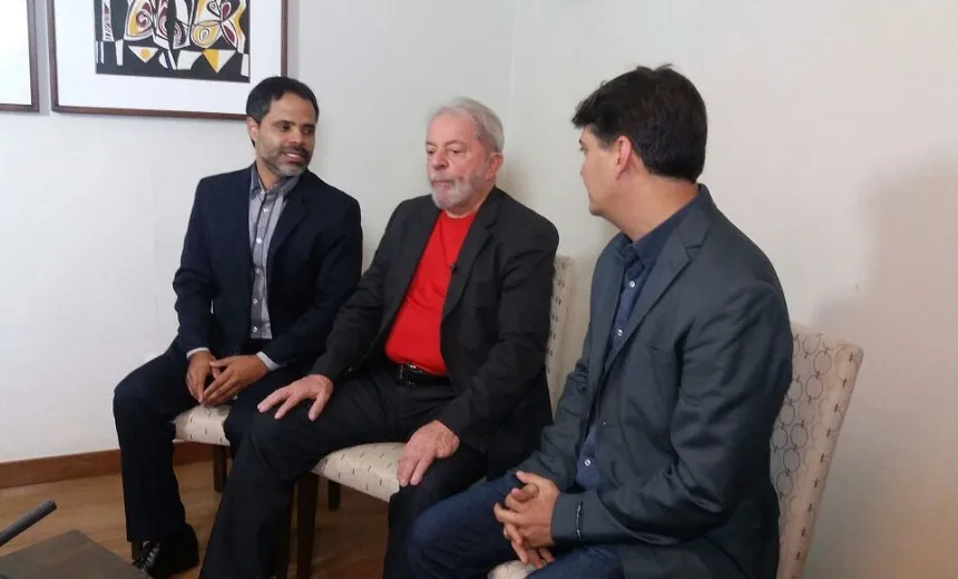 “Fui condenado por uma mentira”, diz Lula em entrevista à TV Aratu; Assista