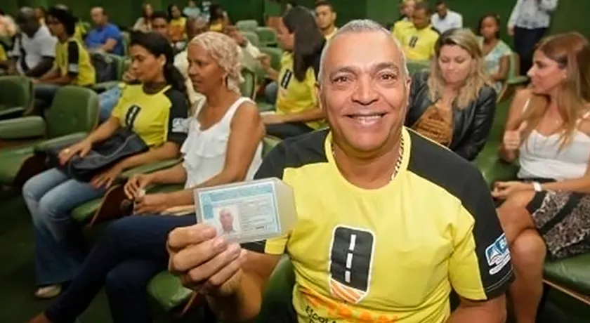 DIREÇÃO DEFENSIVA PARA O BOLSO: Escola de Trânsito abre inscrições gratuitas em Feira