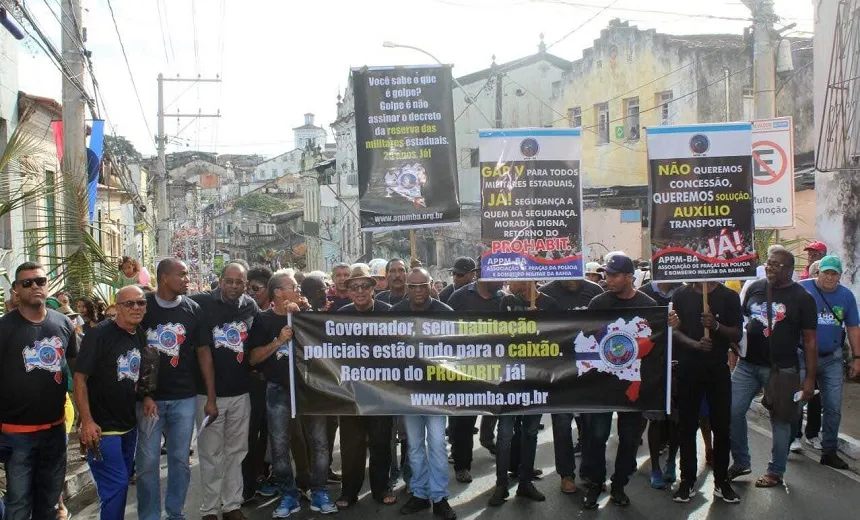 Policiais militares e bombeiros farão manifestação durante cortejo de 2 de julho