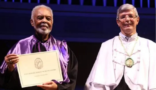 Gilberto Gil recebe título de doutor honoris causa da UFRJ