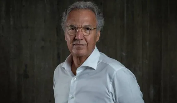 Nizan Guanaes escreve música para estimular a preservação de Trancoso; "Protegei-nos do dinheiro e da usura"