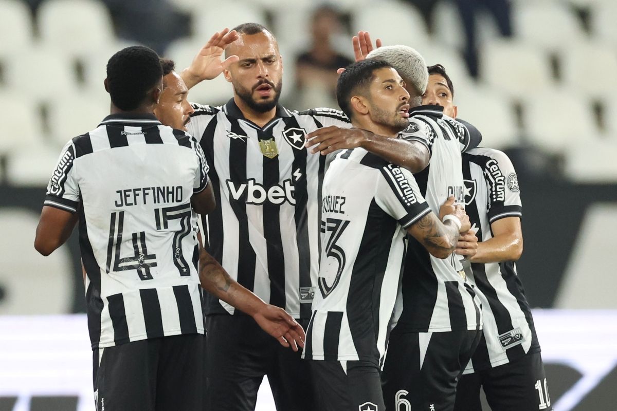 Com a vitória do Botafogo sobre o Bahia, o time carioca sobe para a 4ª posição do campeonato. Foto: Vitor Silva/Botafogo