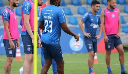 Bahia nega boatos de que jogadores não têm se concentrado ou dado entrevistas por conta de salários atrasados 
