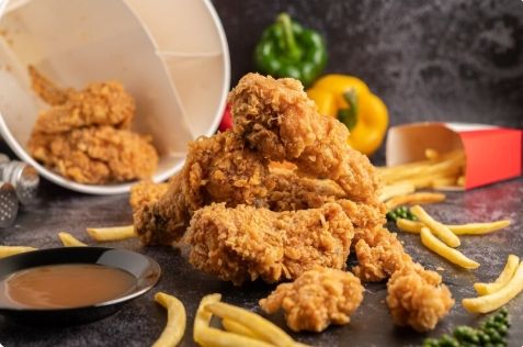 Famosa rede de frango frito gourmet declarou falência e enfrenta a possibilidade de encerrar operações  |   Foto: Freepik