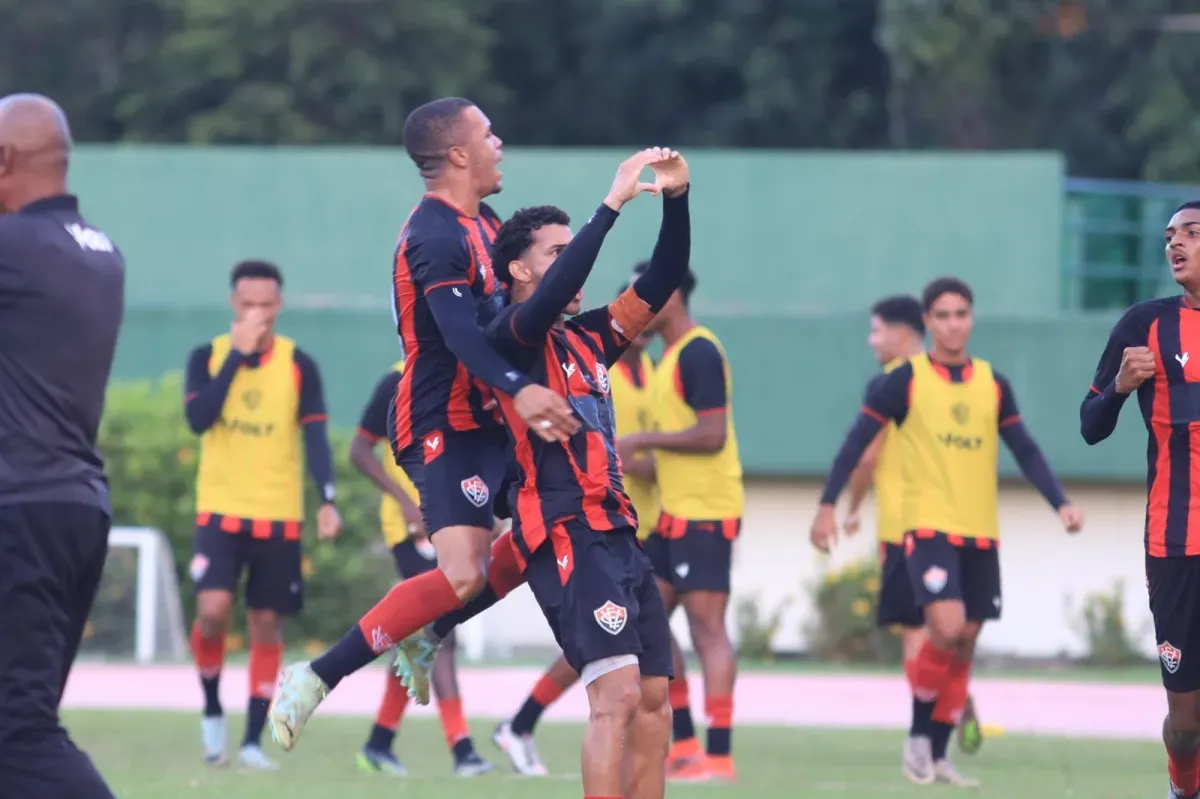 Bahia e Vitória vencem seus jogos pelas semifinais do Campeonato Baiano Sub-20