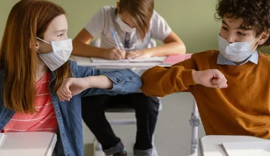 Confira o passo a passo para realizar o cadastro de adolescentes no grupo prioritário da vacinação