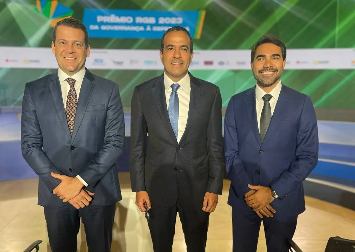 Salvador recebe prêmio por boas práticas de governança