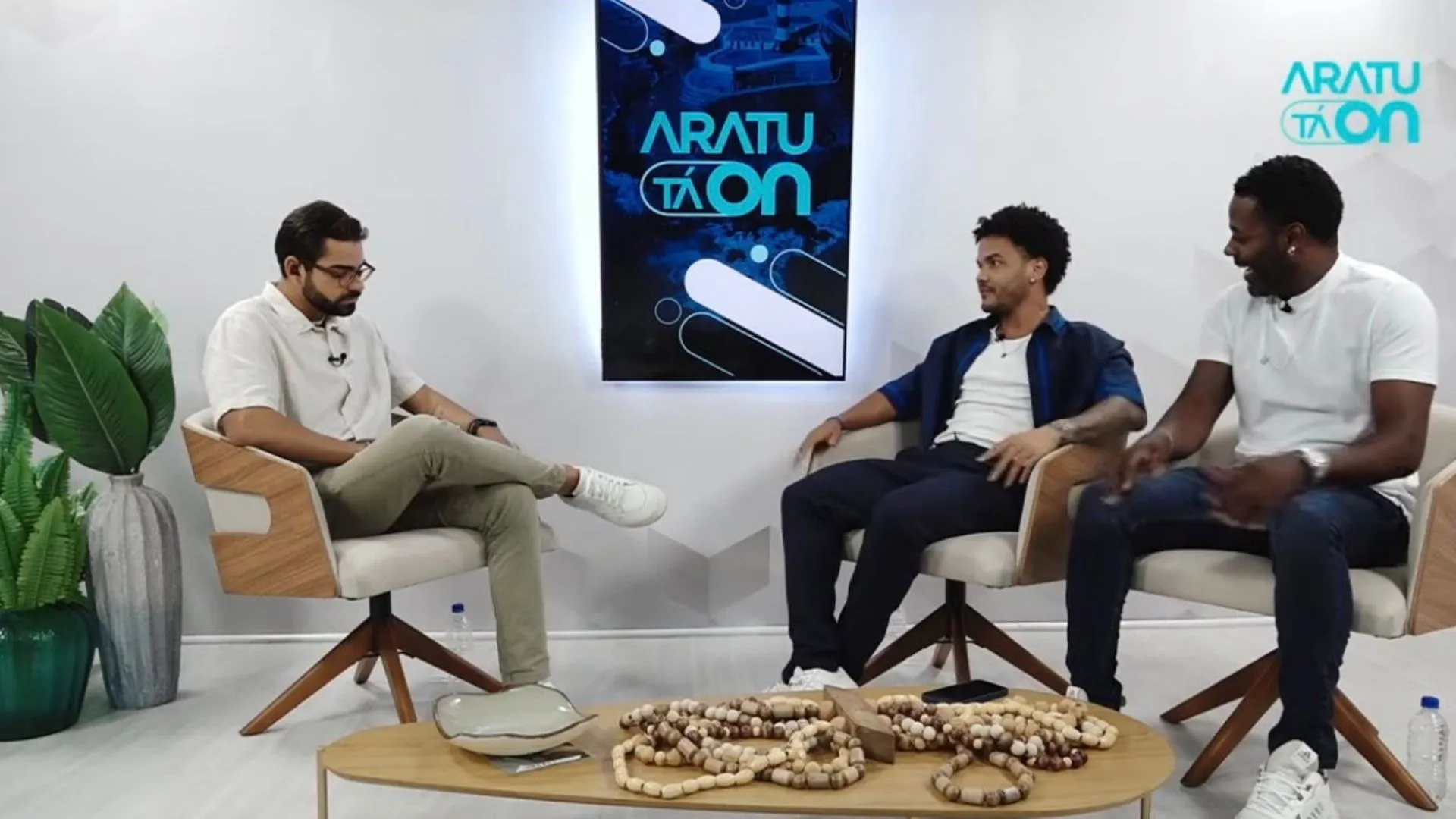 Leozito e Alda revelam bastidores e spoilers do ‘De Frente com o Capitão’