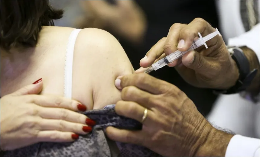 Postos de saúde abrem neste sábado para Dia D de vacinação contra gripe