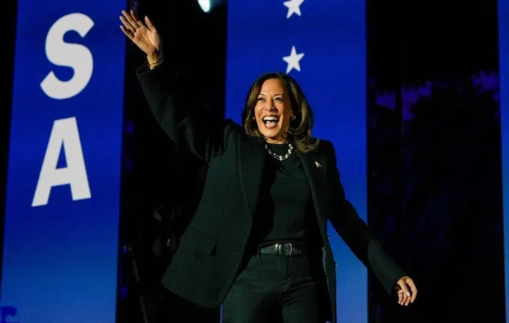 Eleições nos EUA: Kamala Harris votou antecipadamente por correio