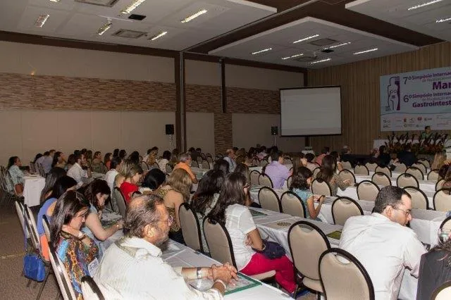 SAÚDE: Simpósios internacionais discutem câncer de mama e gastrointestinal na Bahia