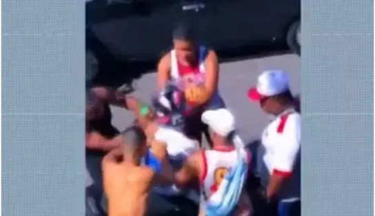 Agredido por "torcedores" do Vitória, barbeiro vai ganhar uma motocicleta nova 