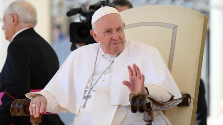 Papa Francisco pediu para que os profissionais de saúde tentassem de tudo. Foto: Vatican News