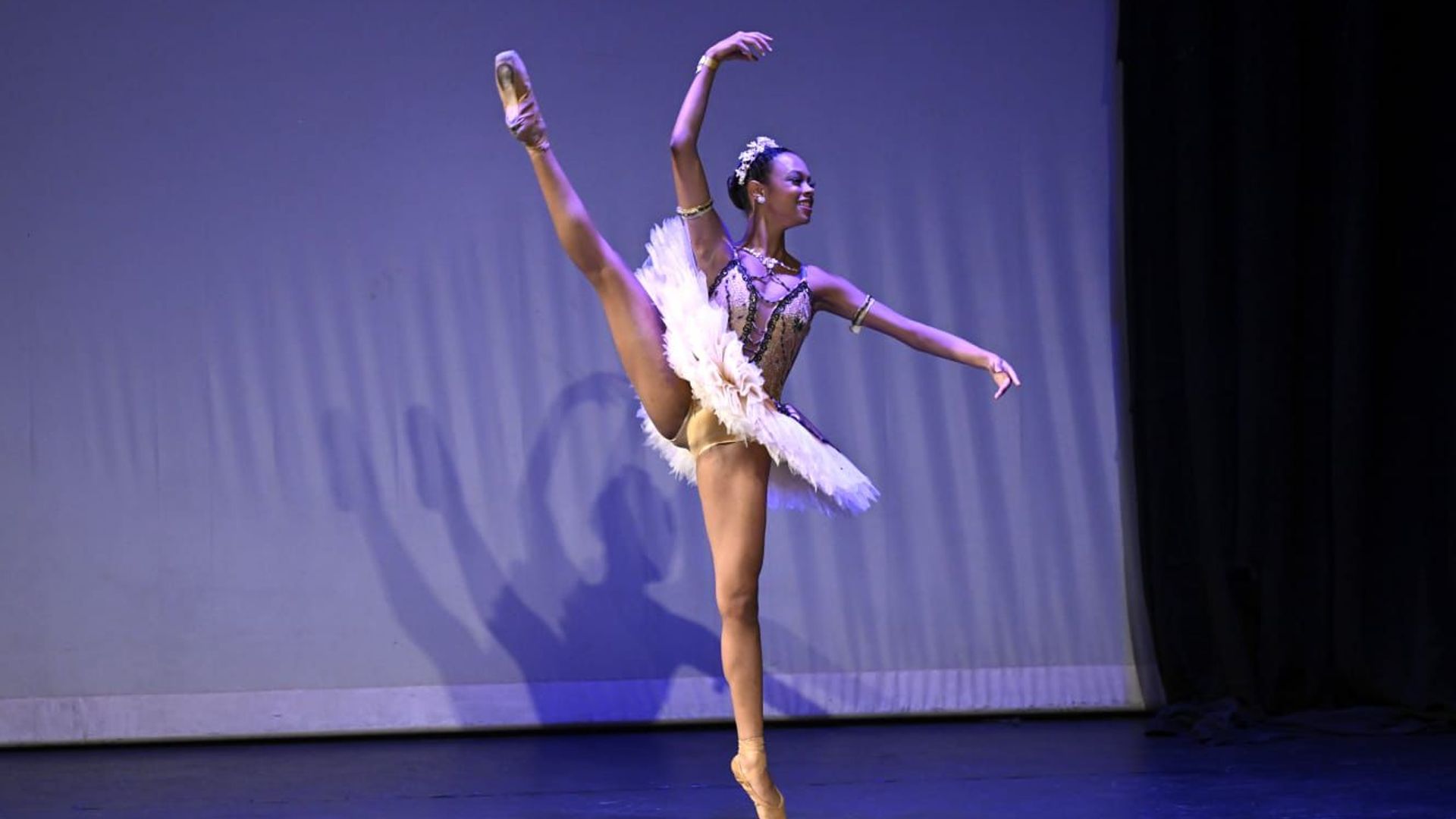 Bailarina baiana rompe padrões do balé e conquista bolsa no Canadá| Foto: Acervo Pessoal