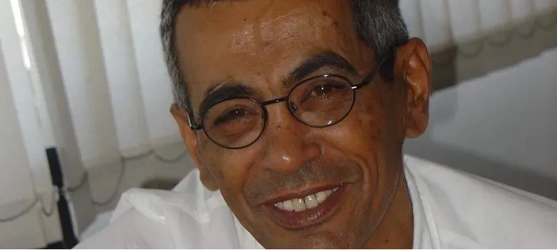 MISTÉRIO: Carro de médico desaparecido é encontrado carbonizado na Via Parafuso