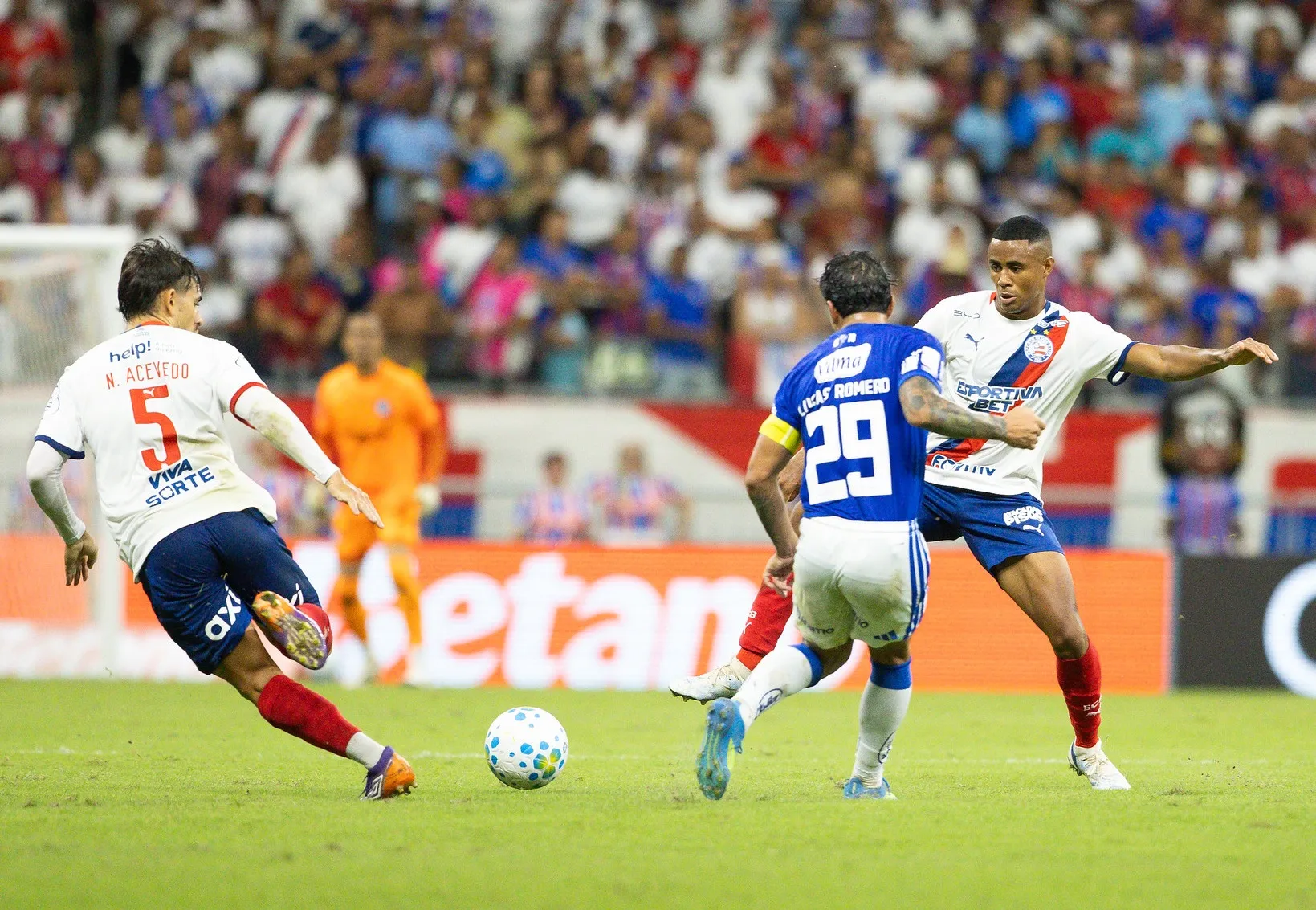 De virada, Bahia perde para o Cruzeiro por 2 a 1 na Arena Fonte Nova