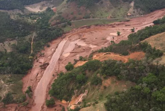 Onda de lama de barragens deve chegar ao Espírito Santo na segunda-feira