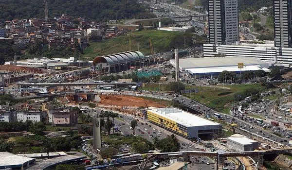 Sobe para 19 o número de bairros de Salvador com mais de mil casos de infectados pelo coronavírus