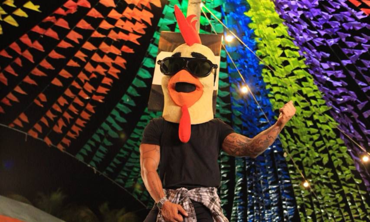 S&atilde;o Jo&atilde;o com Galinho: Nattan e Safad&atilde;o s&atilde;o confirmados em festas no interior.Foto: TV Aratu