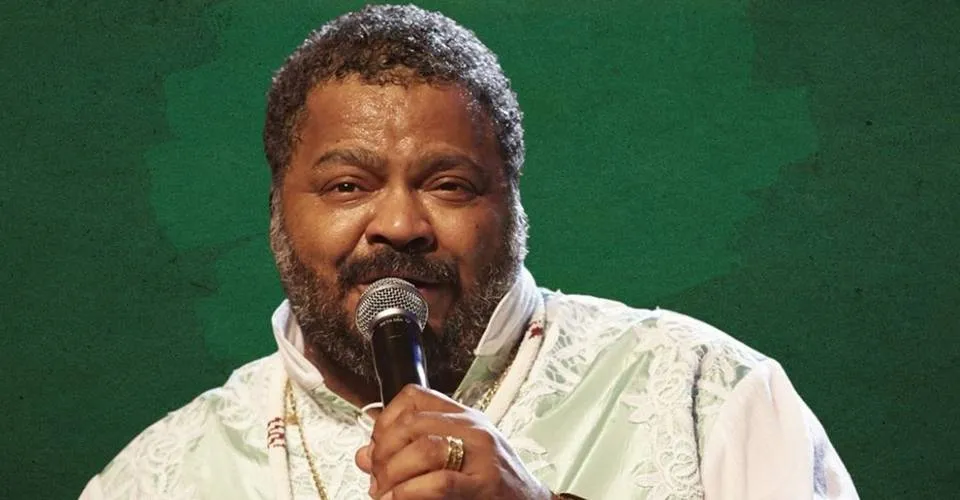 Cantor Arlindo Cruz é internado novamente no Rio de Janeiro