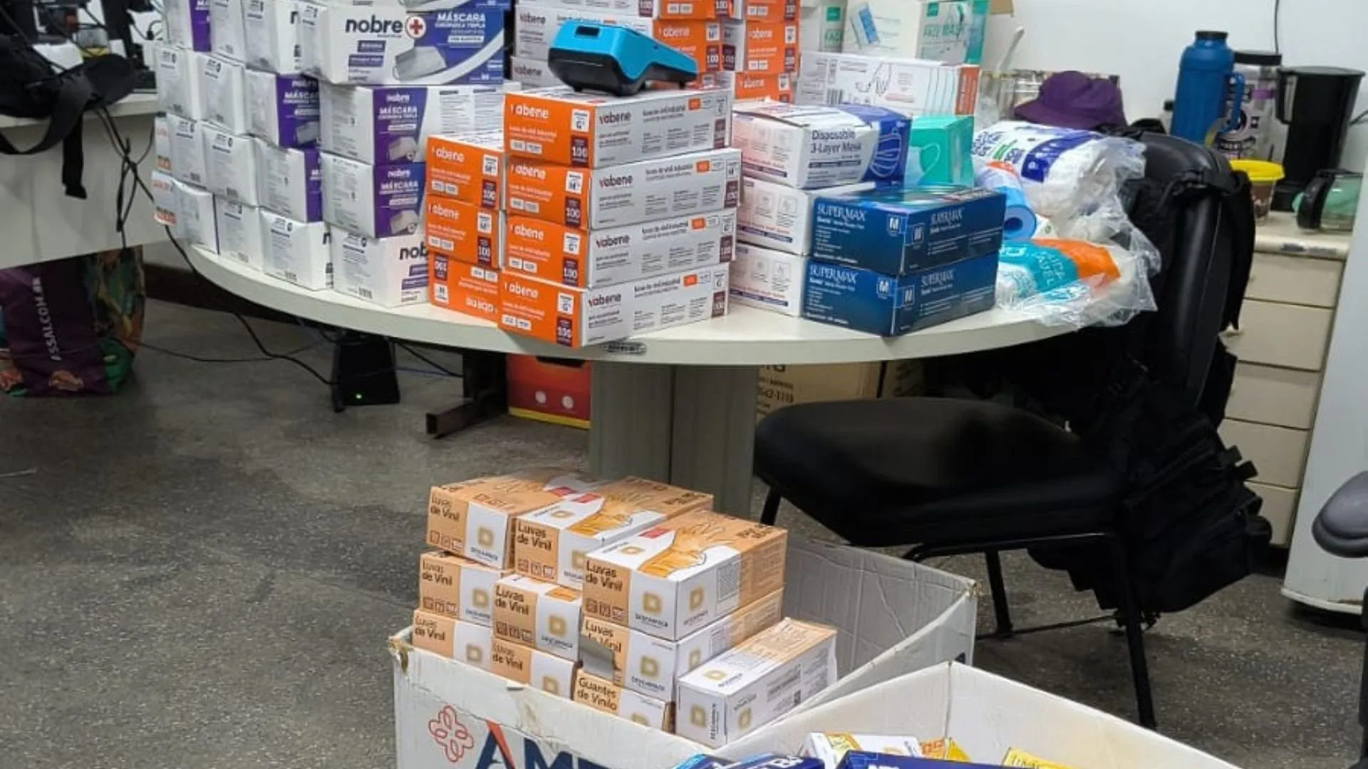 Trio é preso suspeito de desviar materiais de hospitais públicos em Salvador