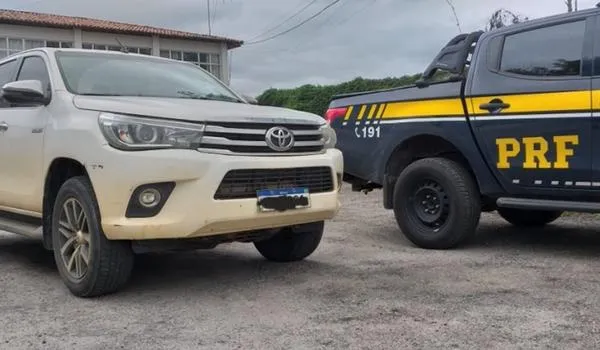 "Laranjada": servidor público troca areia por Hilux roubada e é preso na Bahia 