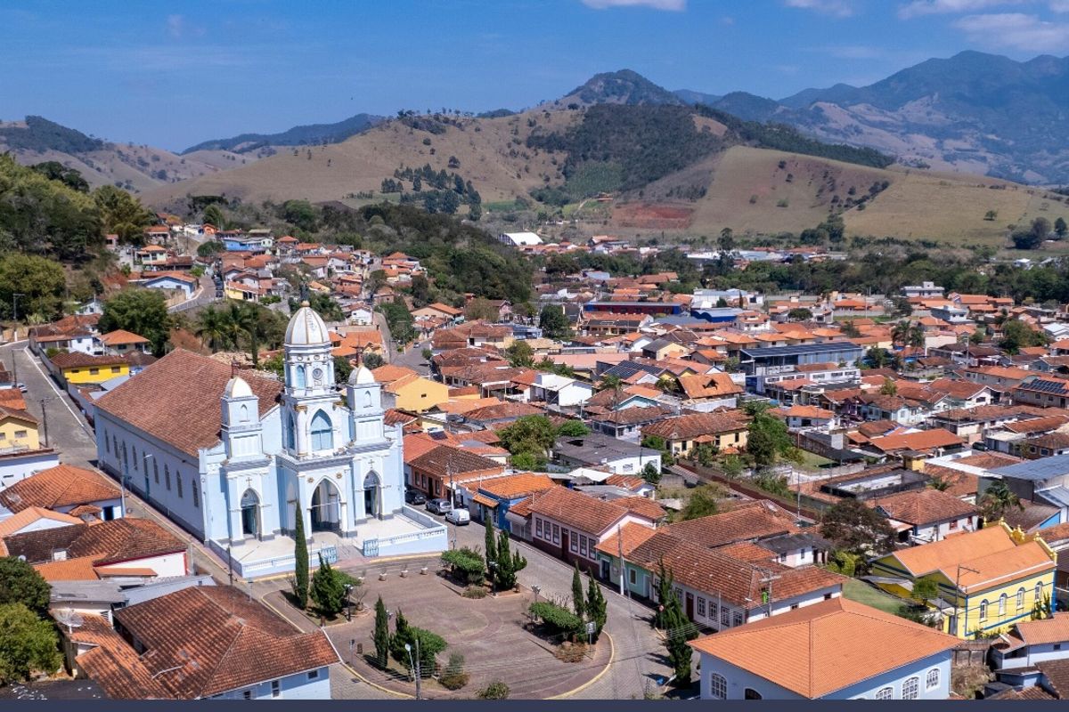 Ataque a tiros aconteceu na cidade de Rafael Jambeiro. Foto: Ilustra&ccedil;&atilde;o