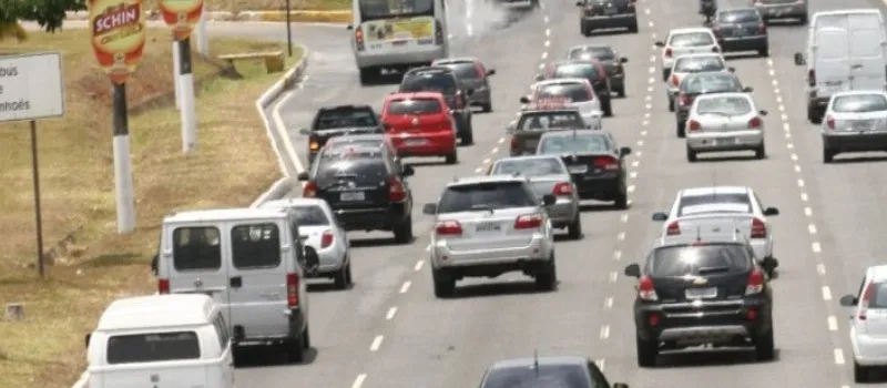 ATENÇÃO MOTORISTA: Operação da Transalvador modifica tráfego na orla durante o verão