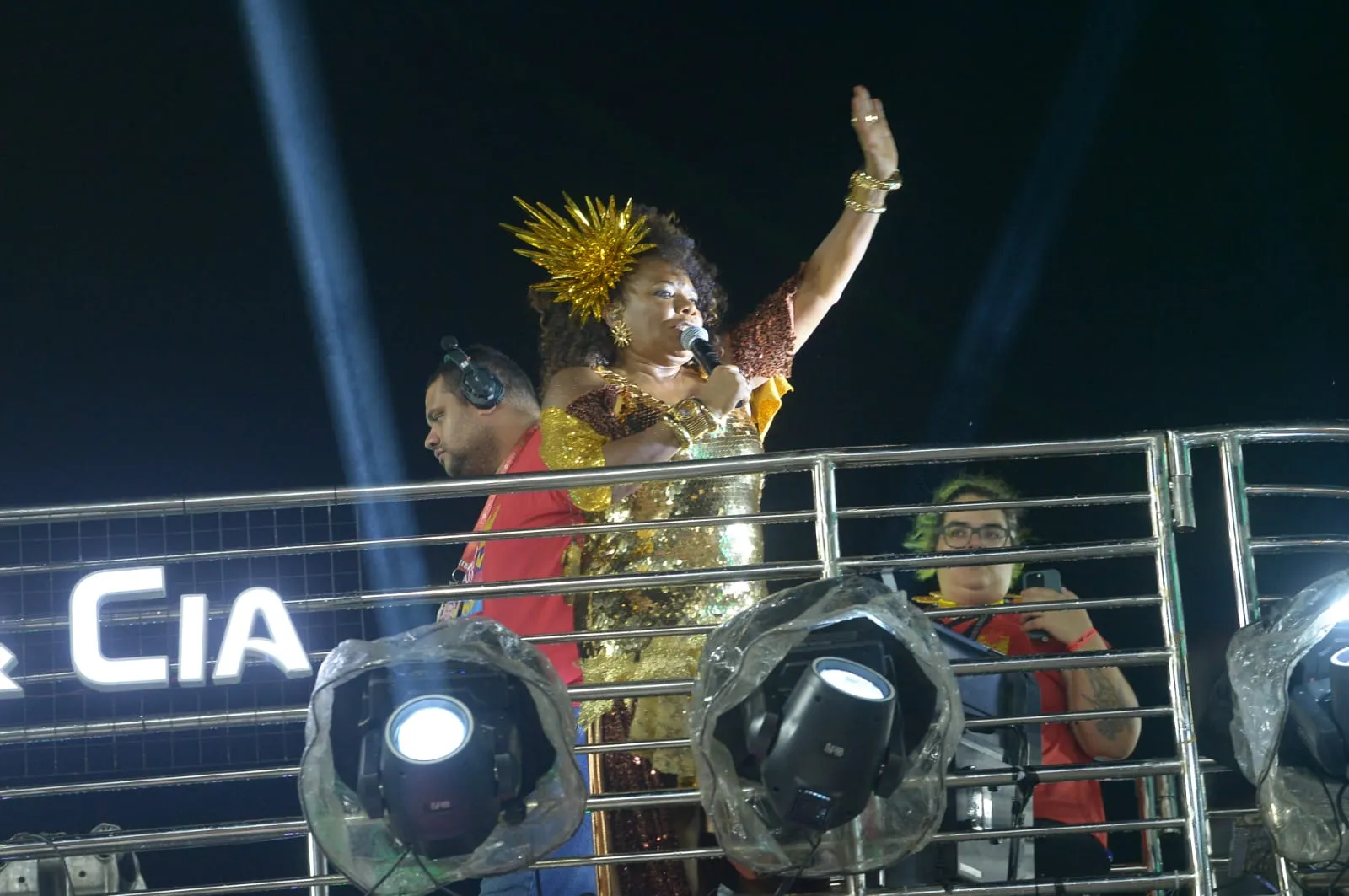 Margareth Menezes volta a comandar 'Os Mascarados' após dois anos