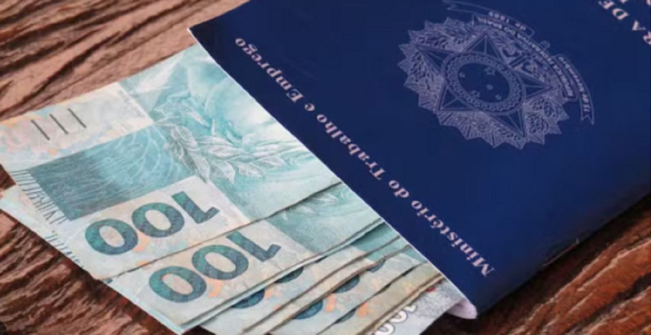 O valor do abono salarial será proporcional aos meses trabalhados em 2023. Foto: Ilustrativa / Freepik 