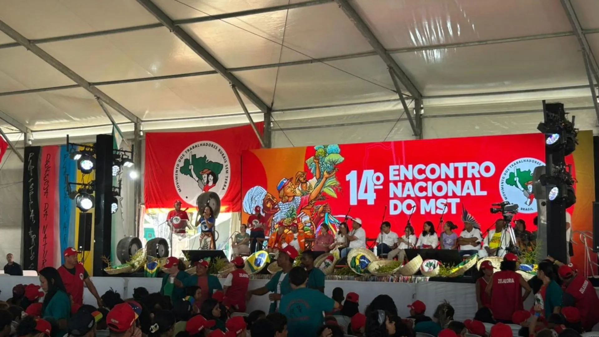 Último dia do Encontro do MST começa com expectativa de Lula em Salvador