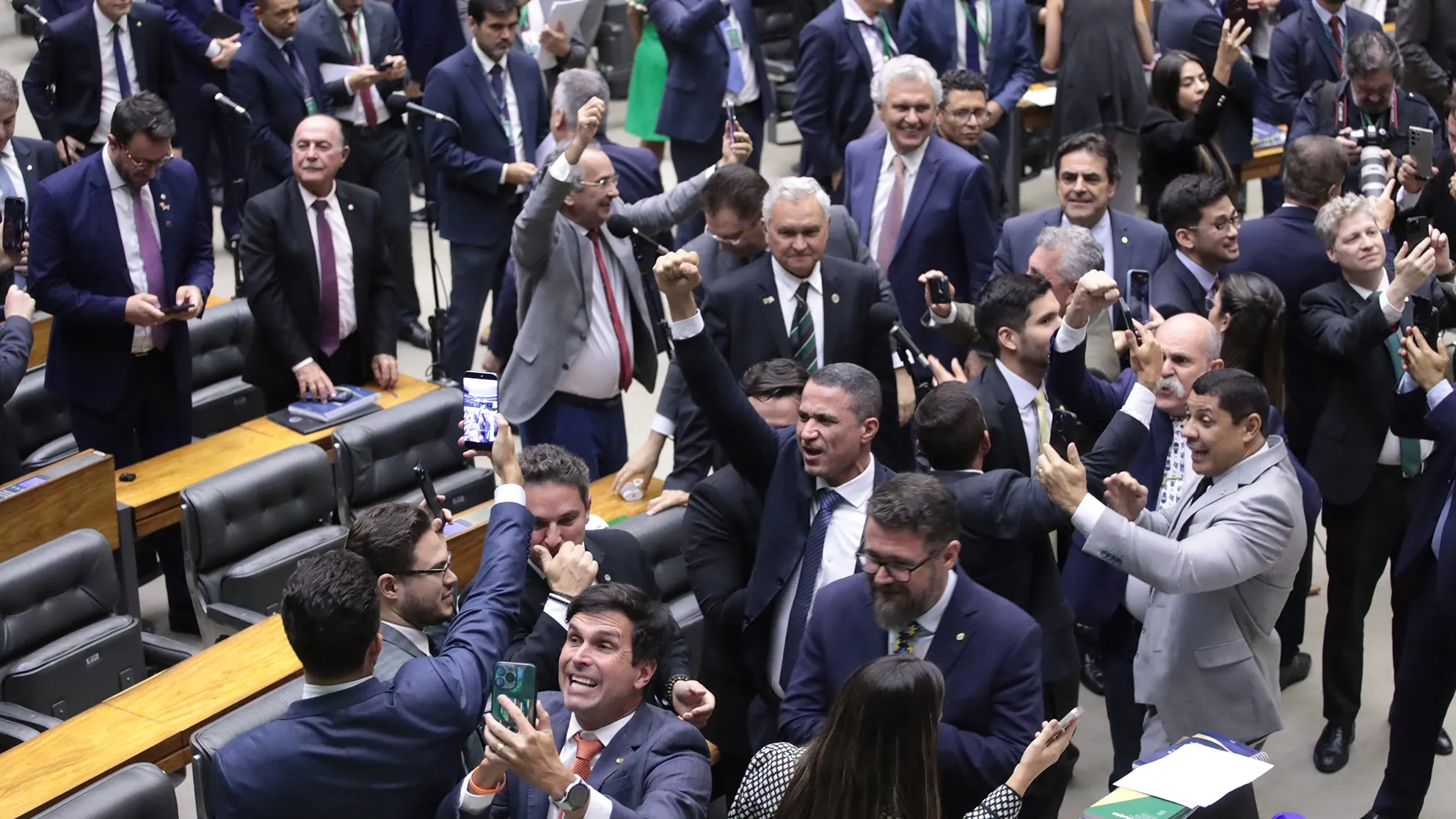 Projeto Antifacção: veja votos dos deputados baianos na Câmara