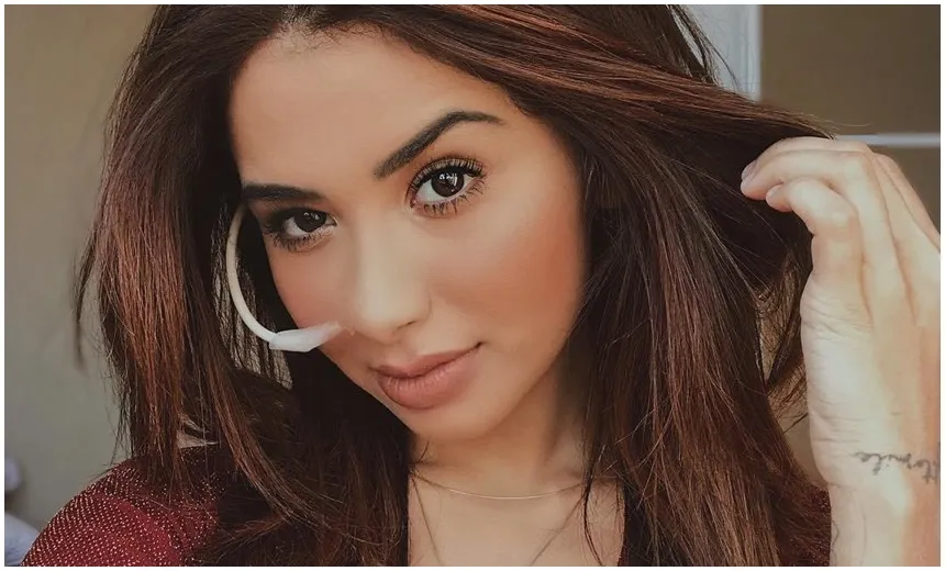 Morre Nara Almeida, modelo e blogueira que lutava contra câncer; famosos ajudavam