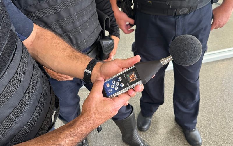 Em Salvador, denúncias relacionadas à poluição sonora podem ajudar os órgãos municipais a identificar locais com maior incidência de ocorrências e direcionar ações de fiscalização para essas regiões. | Foto: Reprodução